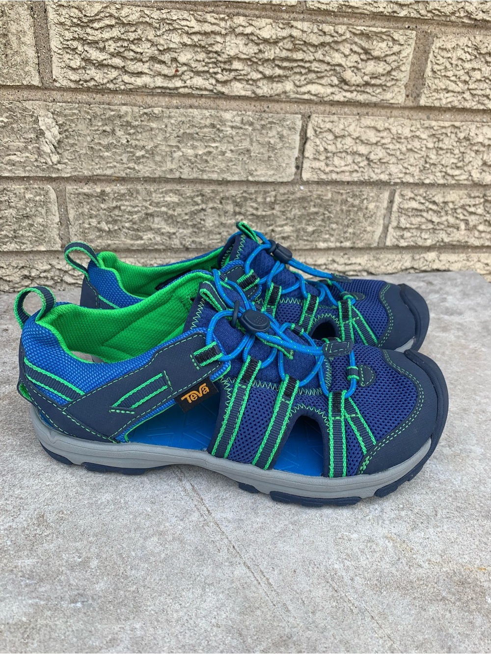 TEVA Manatee Sandals Youth Boys Size 4 Hiking Waterproof Outdoors Blue Green - Picture 7 of 8